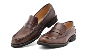 Comfortable Mens Leather Loafers , Mens Brown Leather Shoes Slip On Closure Type
