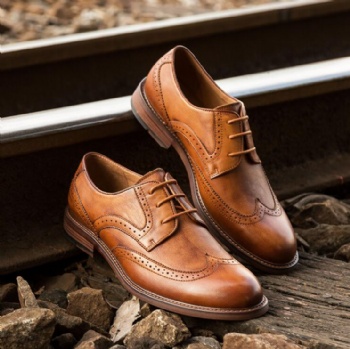 New Classic Style Maling Fashion Mens Dress Formal Oxford Wedding shoesFormal Casual Hard Sole Men Shoes