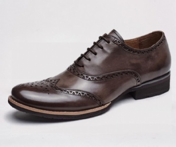 High quality hand made genuine leather shoes lace up men dress shoes black dress shoes men italianwholesale comfortable stylish new design high quality top fashion italian men casual shoeshandmade shoes new italy design men leather shoes & dress shoes2019