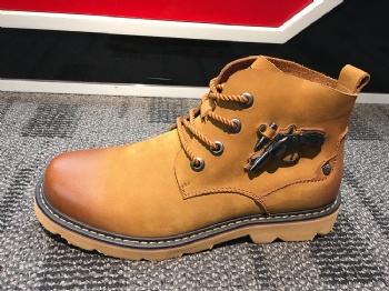 fashion Winter camouflage green suede leather fashion Leisure work boot