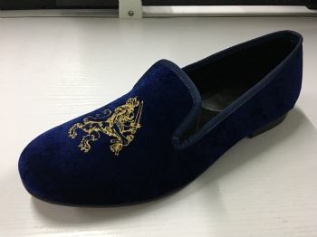 Luxury Mens Velvet Loafers Velvet Upper - Genuine Leather Type Round Toe Shape